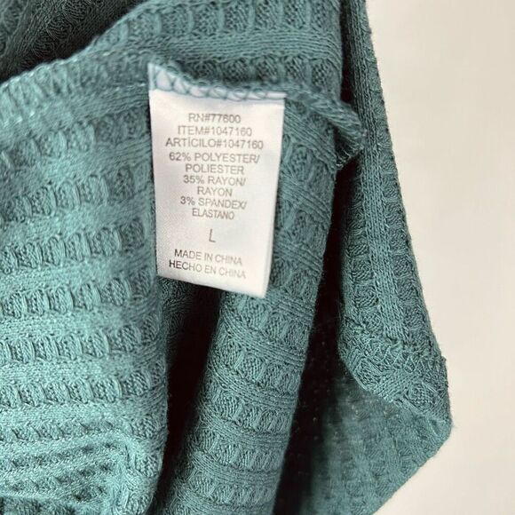 LAST CHANCE Chaser Waffle Long Sleeve in Green - Picture 6 of 6